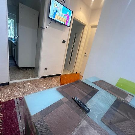 Entire 3 Bed Rooms Apartment,Centrum Génova Exterior foto